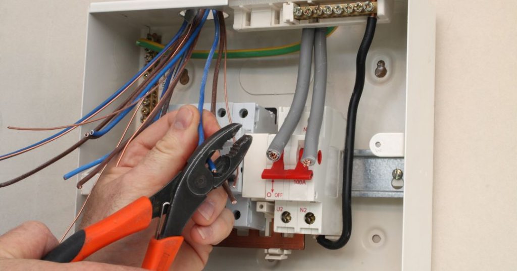 Circuitos e fiações elétricas em Feira de Santana